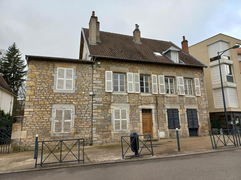 Le Doubs Montjoux * Besancon